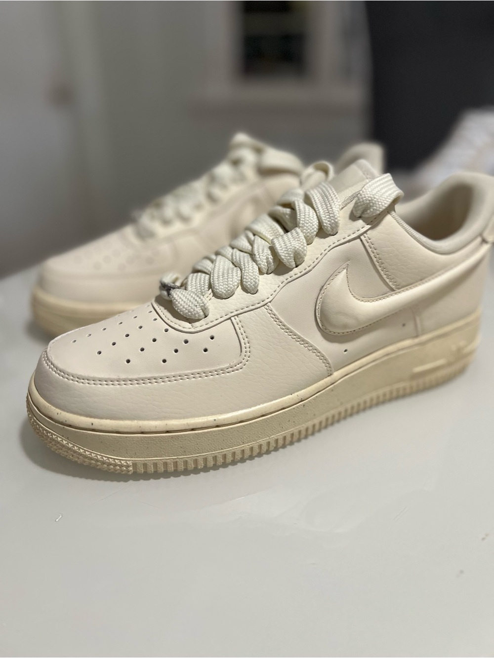 NIKE AIR FORCE 1 SZ 9 WMNS
